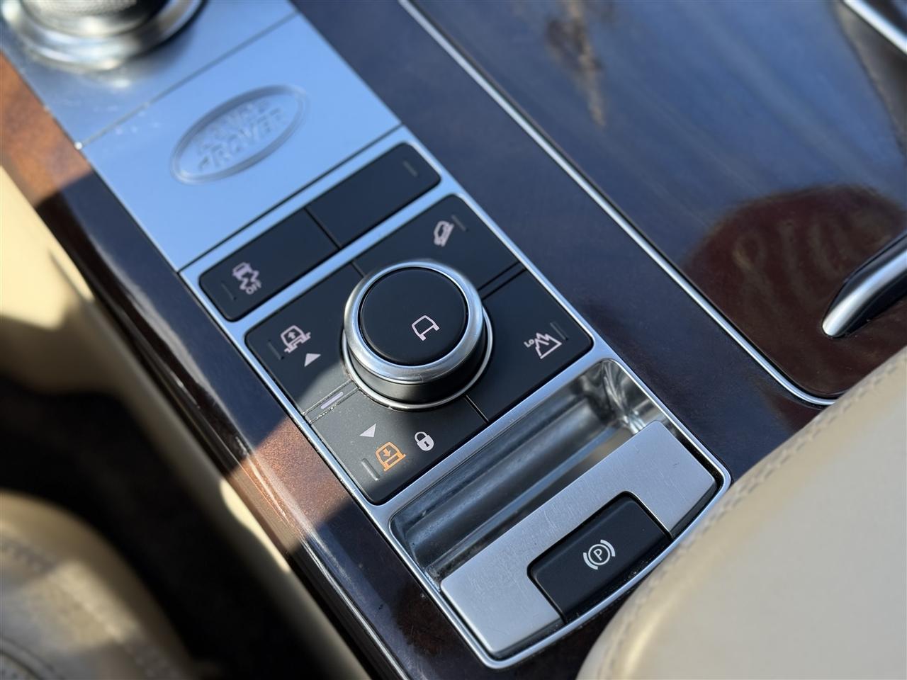 Land Rover Range Rover V8 Supercharged SWB 2018