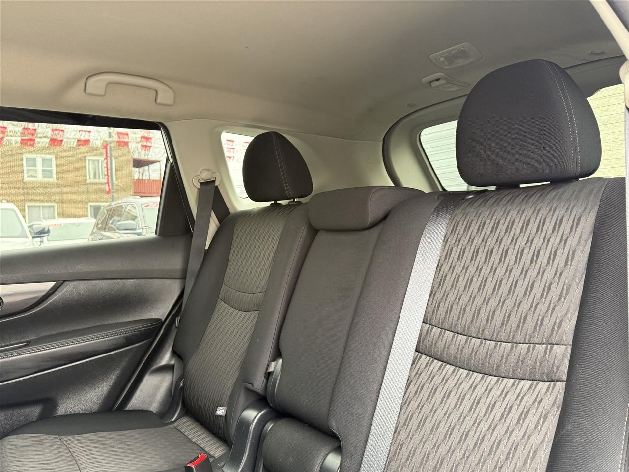 Nissan Rogue FWD SV 2018