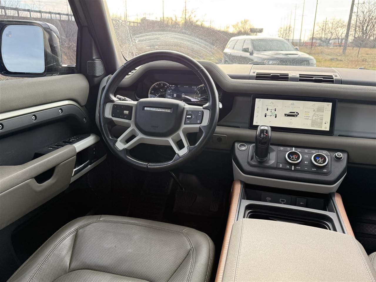 Land Rover Defender 110 SE AWD 2023