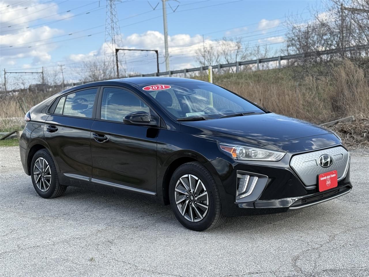 Hyundai Ioniq Electric SE Hatchback 2021