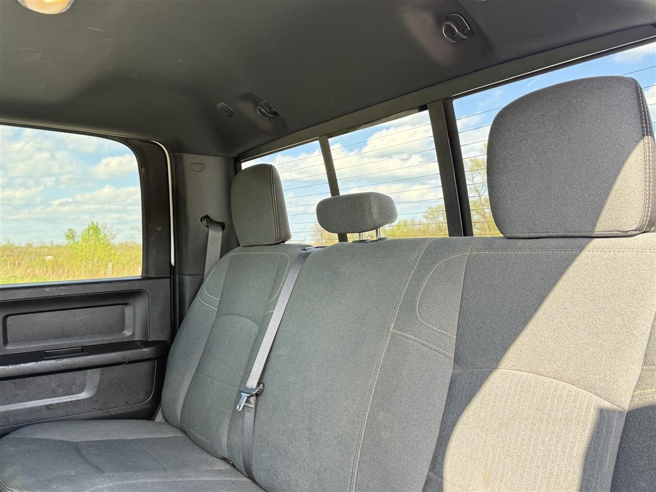 RAM 2500 Tradesman 4x4 Crew Cab 6'4" Box 2022