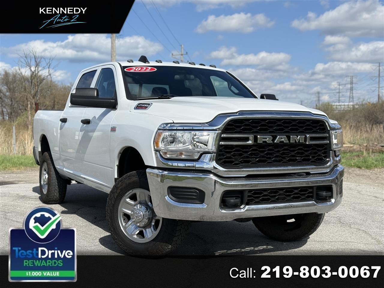 RAM 2500 Tradesman 4x4 Crew Cab 6'4" Box 2022