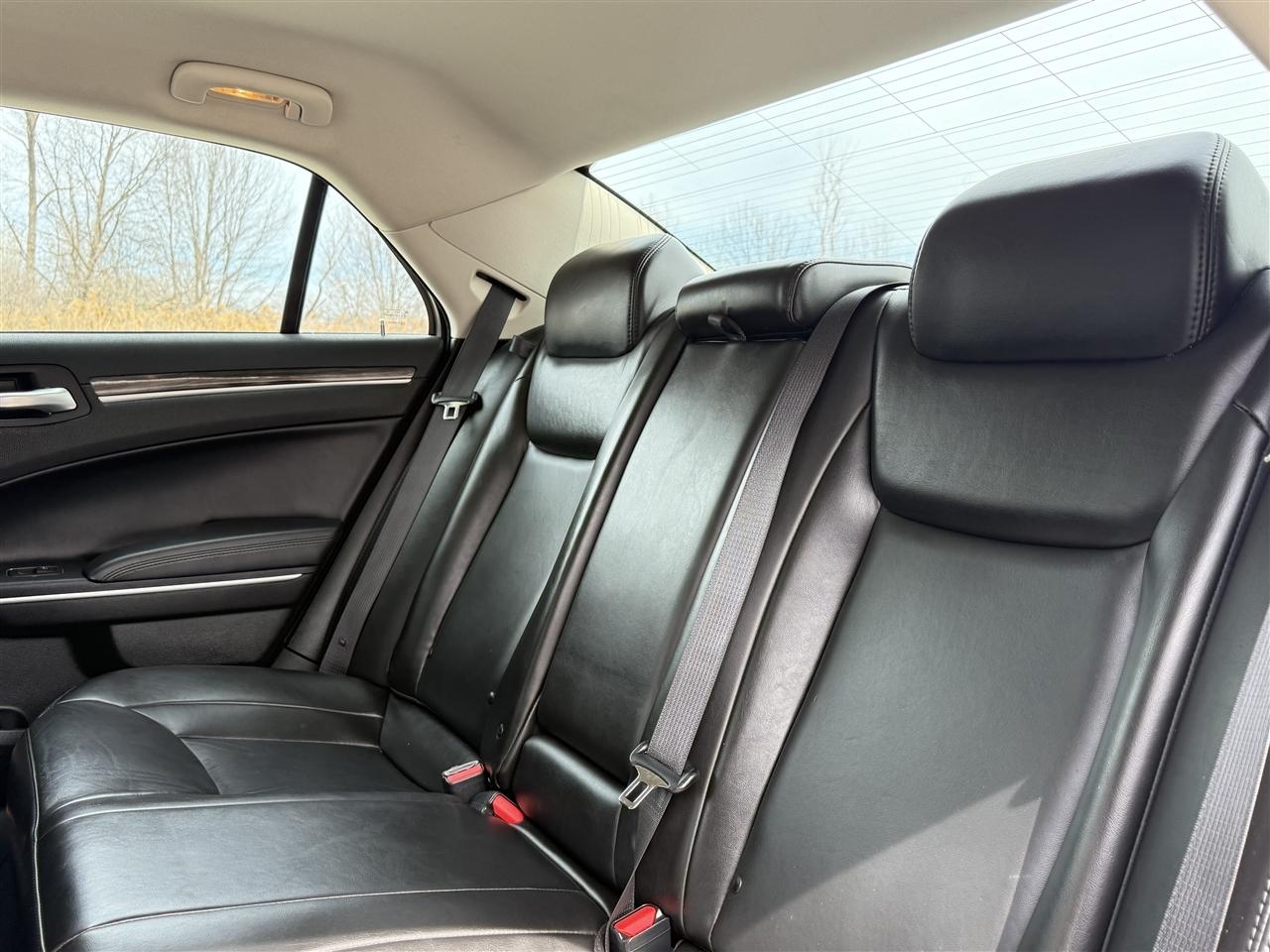 Chrysler 300 300 Touring L RWD 2022