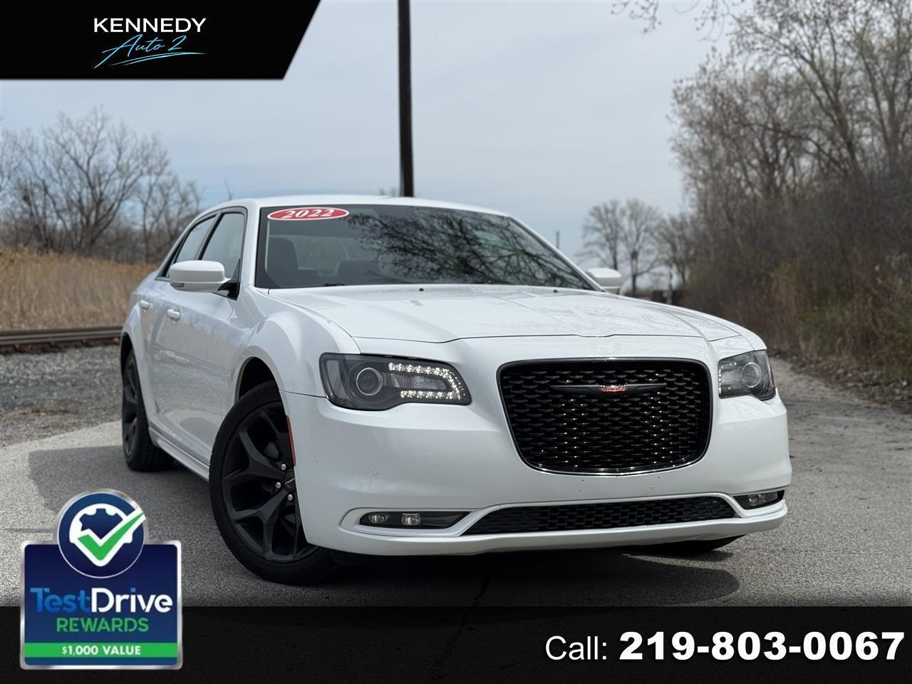2022 Chrysler 300 300 Touring L RWD