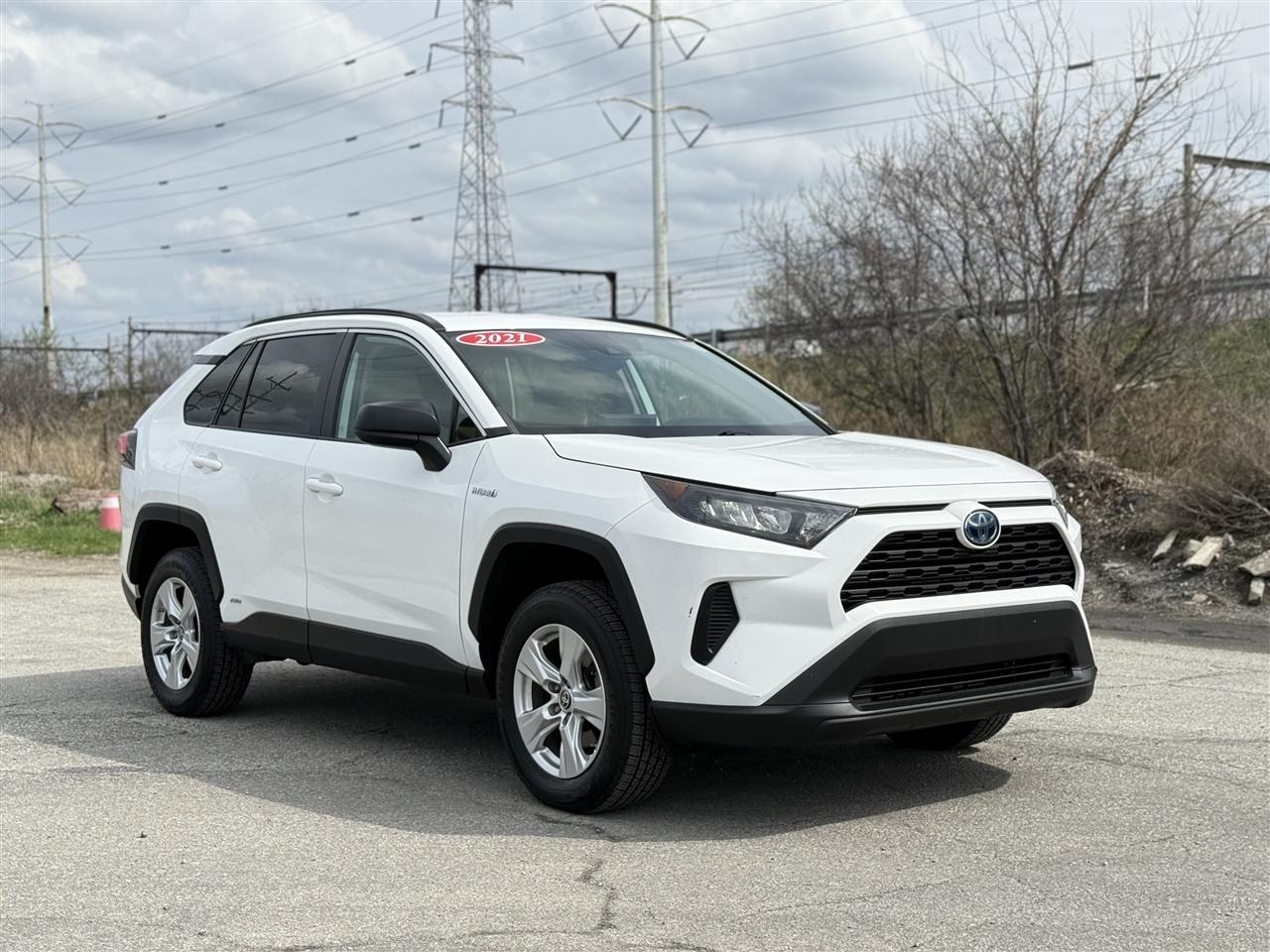Toyota RAV4 Hybrid LE AWD (Natl) 2021