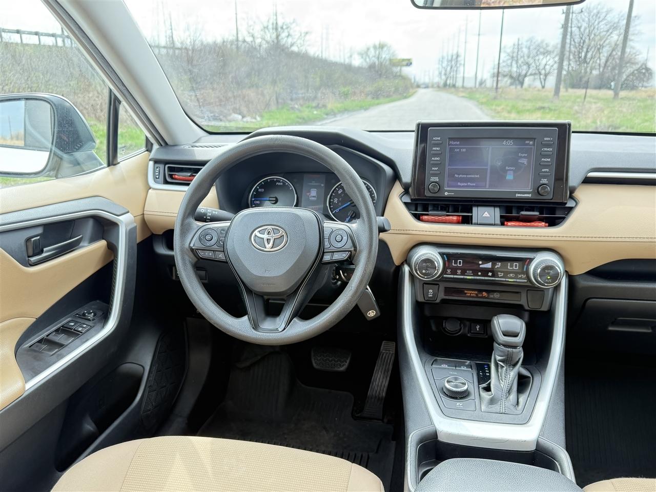 Toyota RAV4 Hybrid LE AWD (Natl) 2021