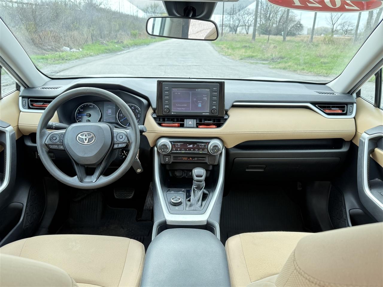 Toyota RAV4 Hybrid LE AWD (Natl) 2021