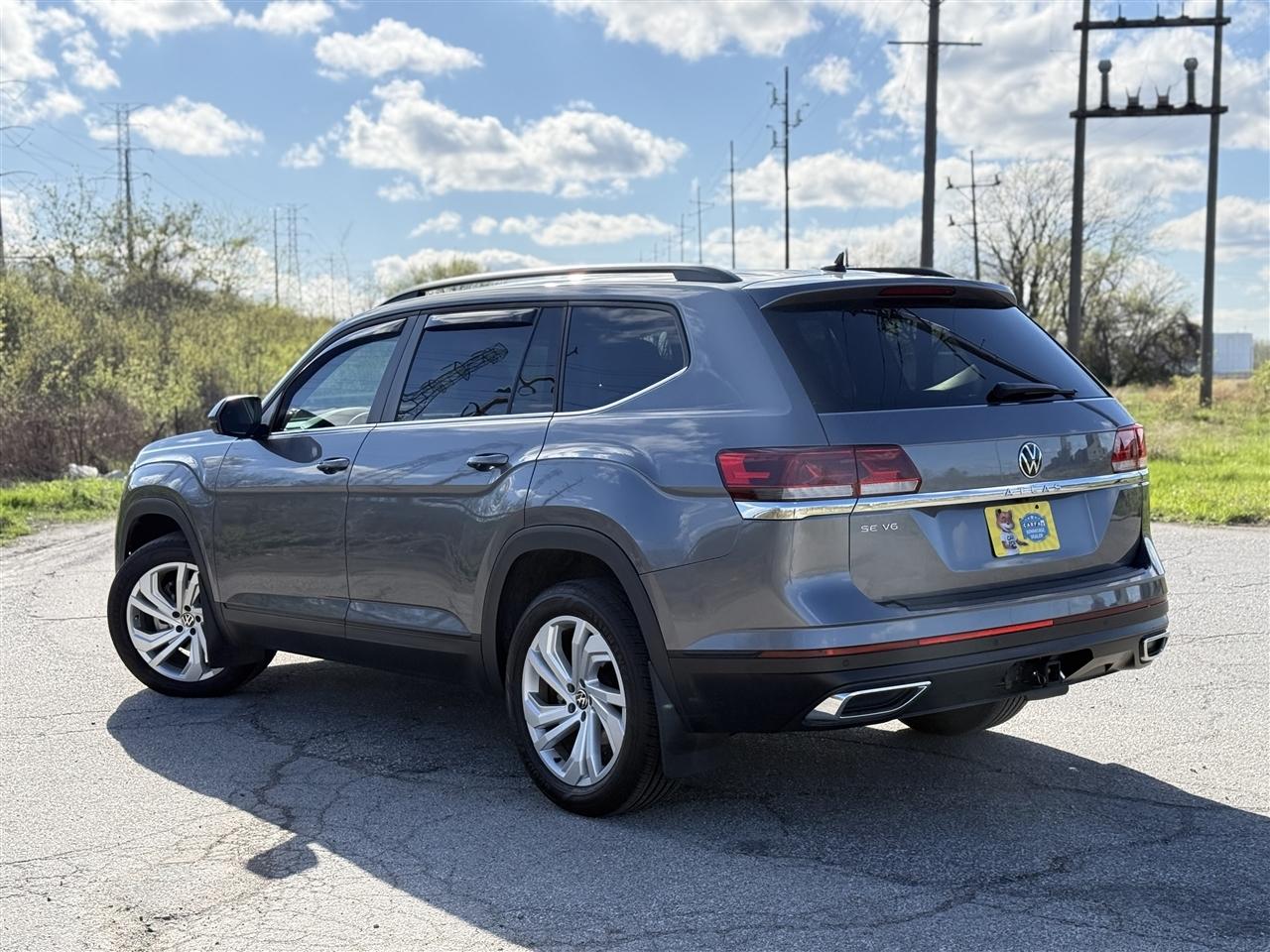 Volkswagen Atlas 3.6L V6 SE w/Technology FWD 2023