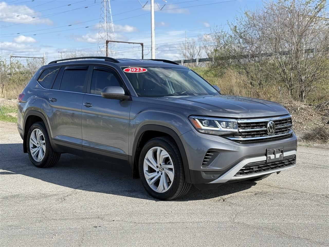 Volkswagen Atlas 3.6L V6 SE w/Technology FWD 2023