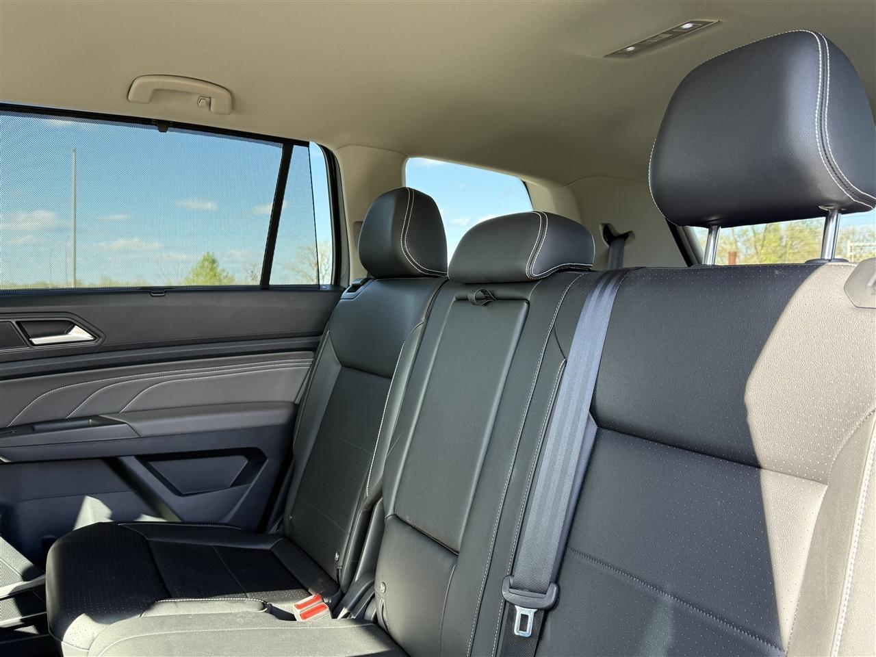 Volkswagen Atlas 3.6L V6 SE w/Technology FWD 2023