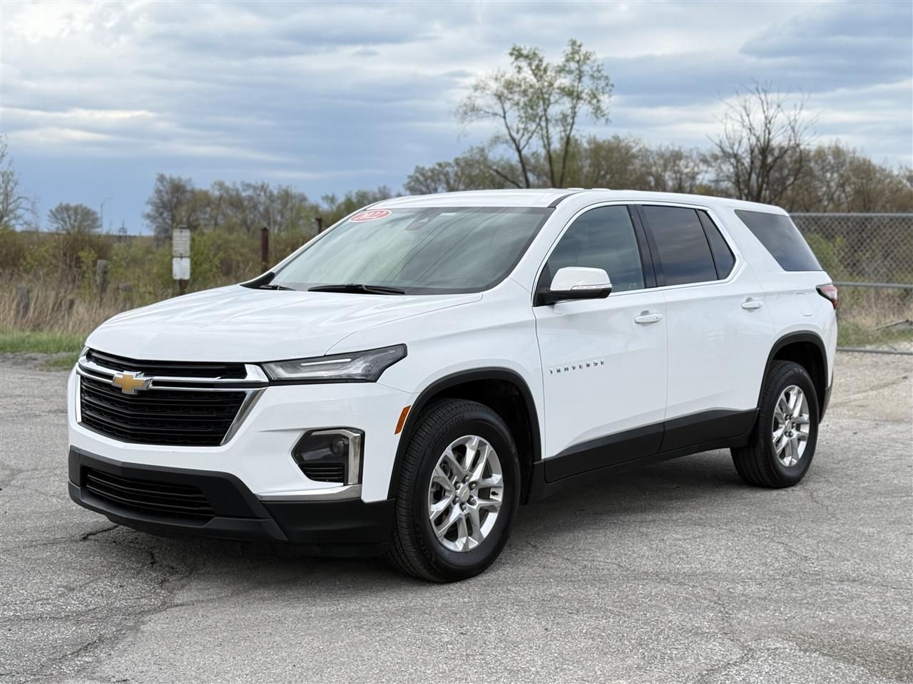 Chevrolet Traverse AWD 4dr LS w/1FL 2022