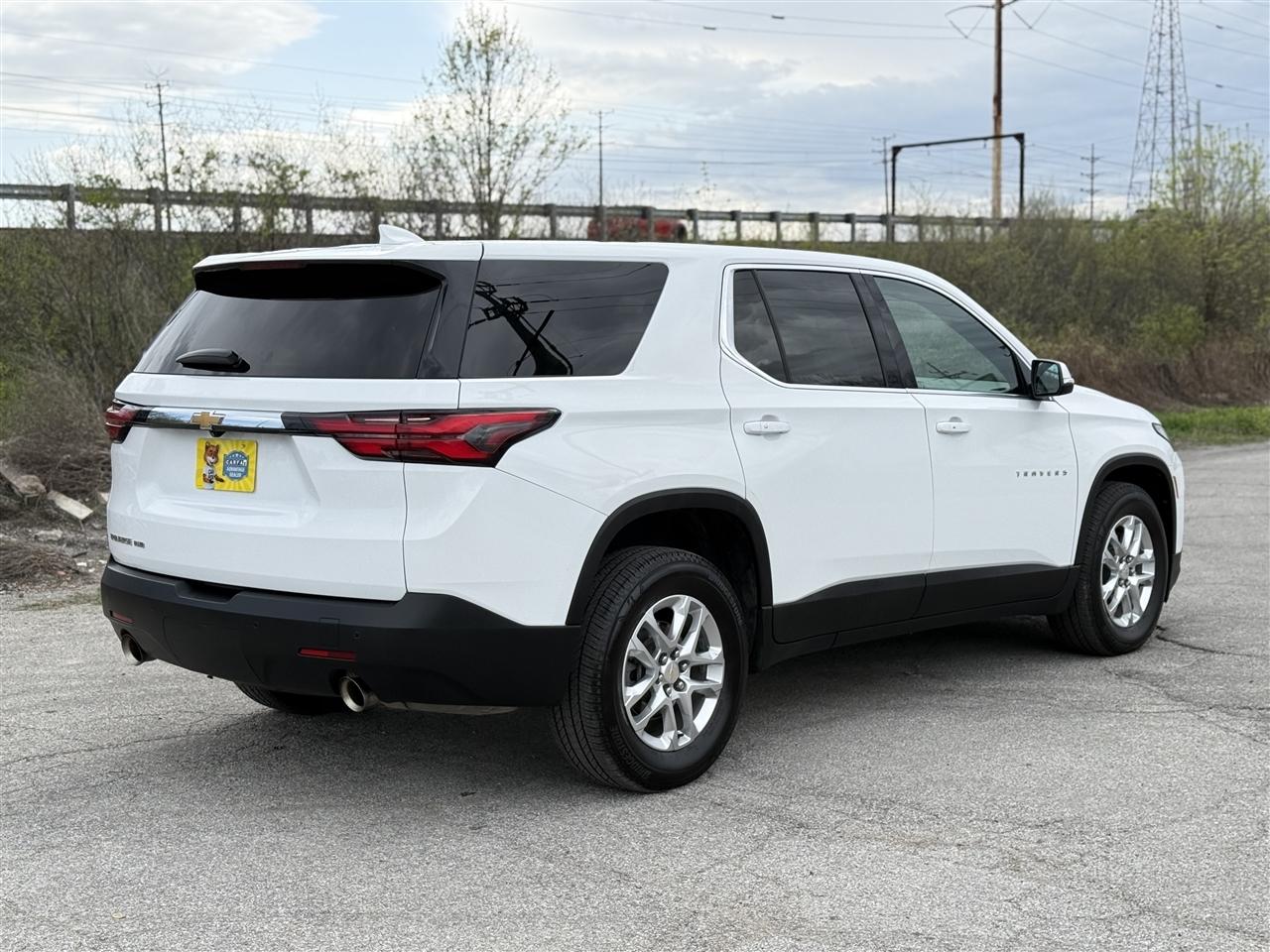 Chevrolet Traverse AWD 4dr LS w/1FL 2022