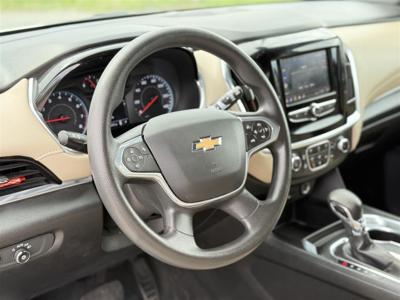 Chevrolet Traverse AWD 4dr LS w/1FL 2022