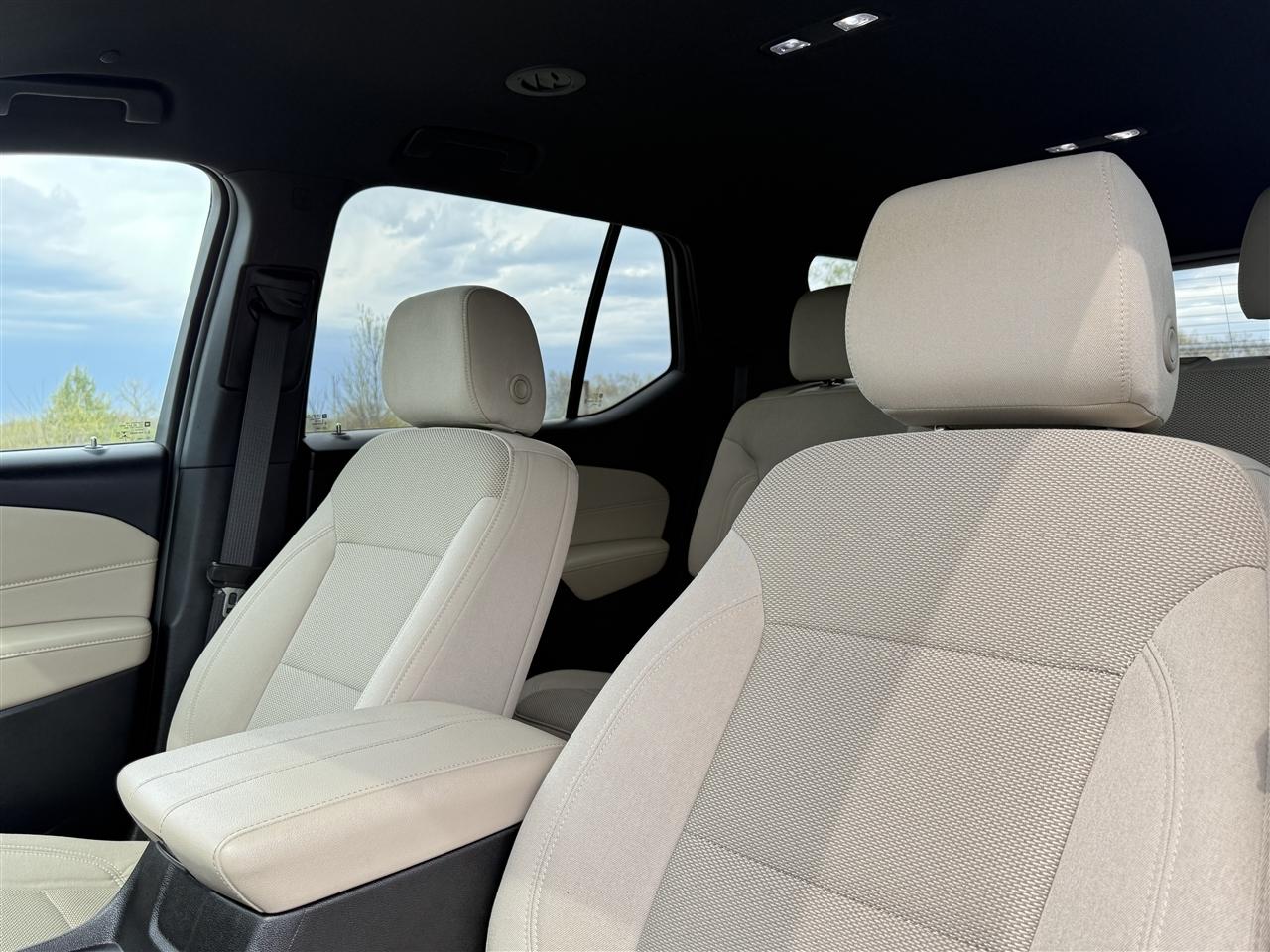 Chevrolet Traverse AWD 4dr LS w/1FL 2022