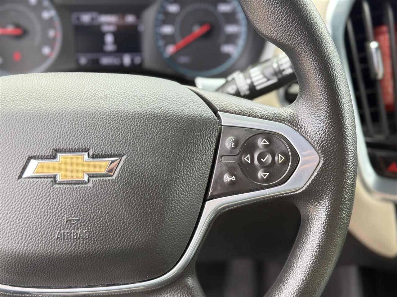 Chevrolet Traverse AWD 4dr LS w/1FL 2022