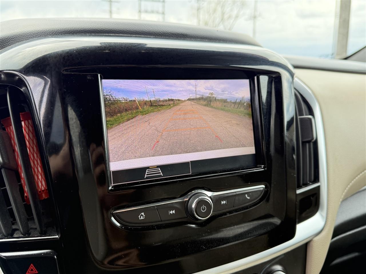 Chevrolet Traverse AWD 4dr LS w/1FL 2022