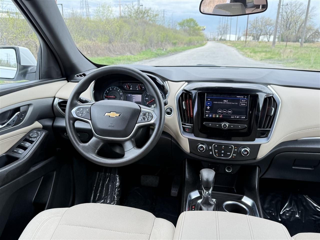 Chevrolet Traverse AWD 4dr LS w/1FL 2022