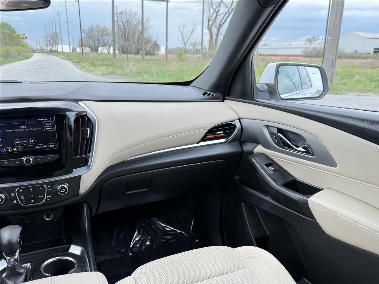 Chevrolet Traverse AWD 4dr LS w/1FL 2022