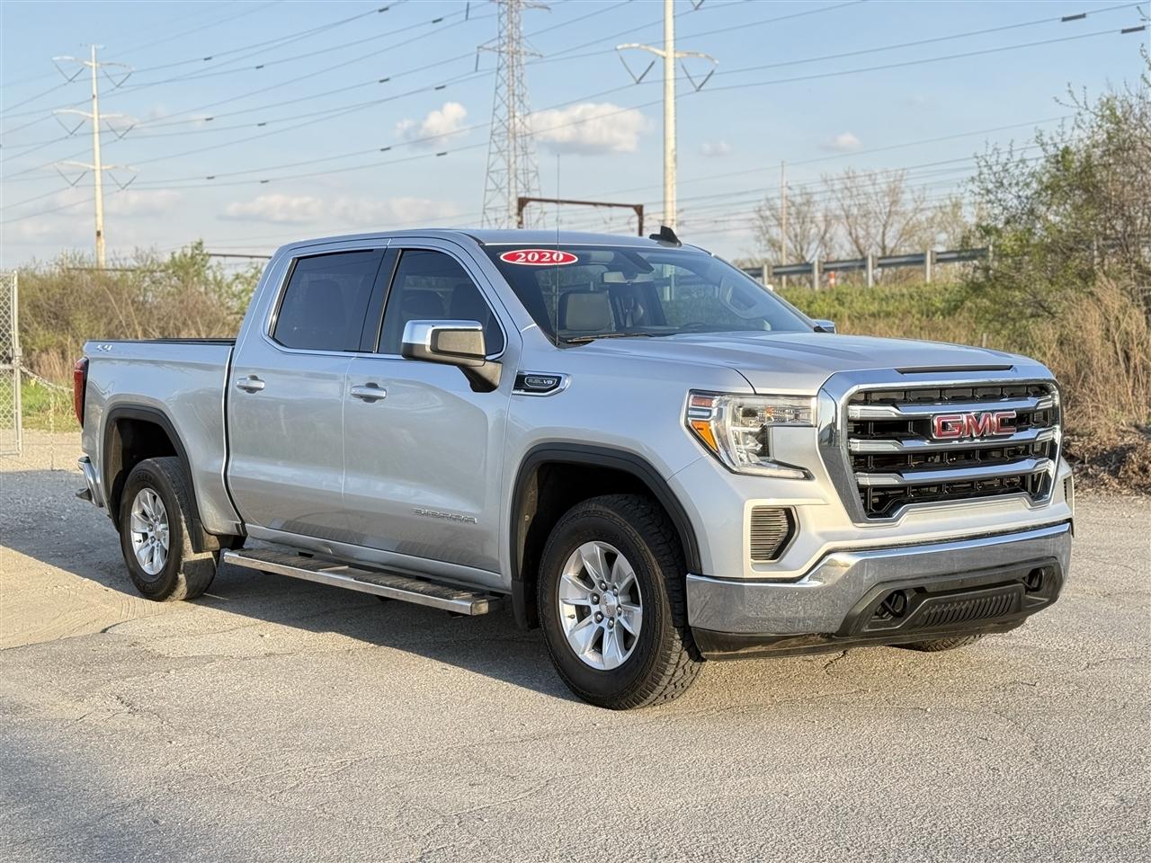 GMC Sierra 1500 4WD Crew Cab 147" SLE 2020