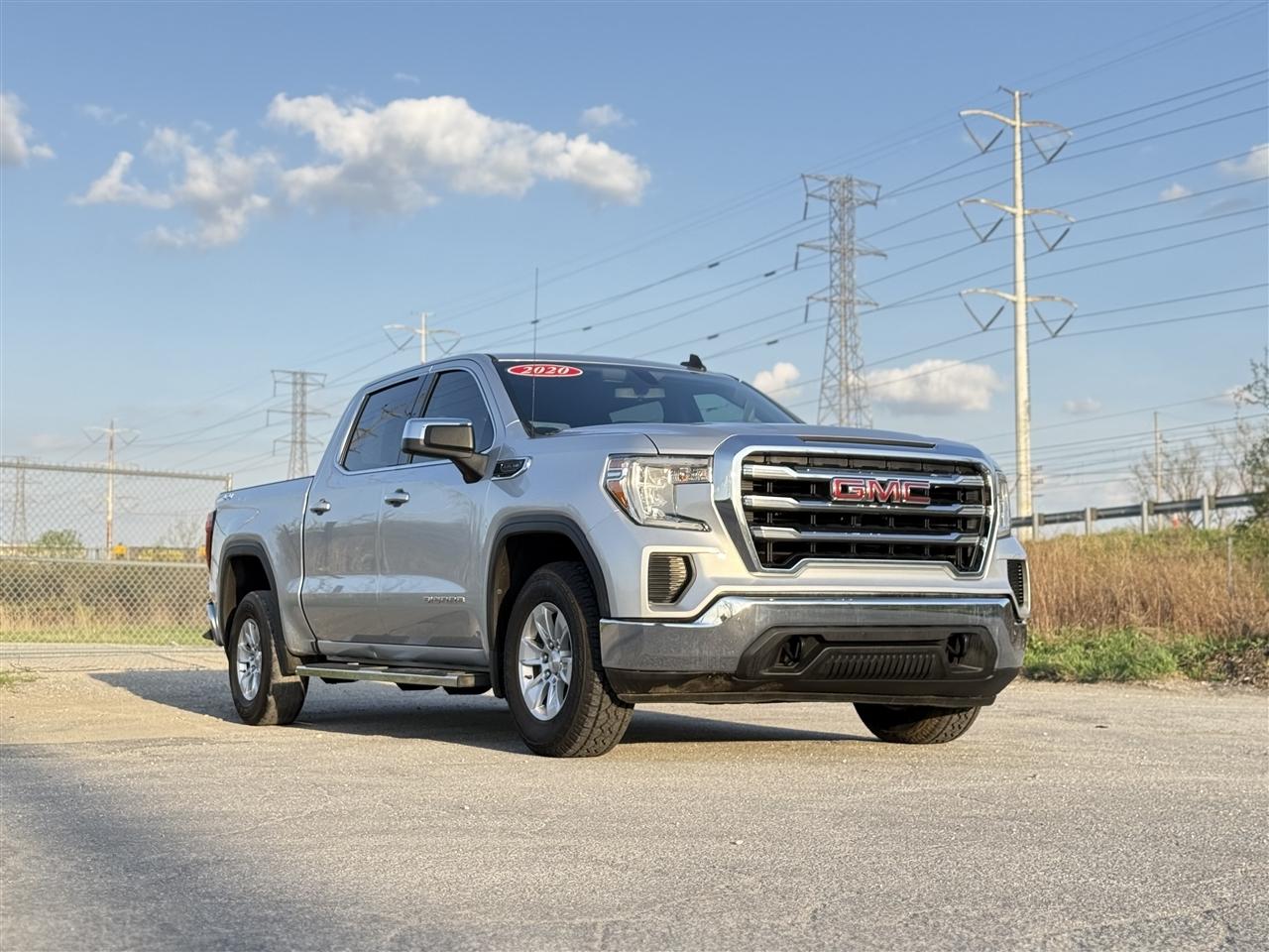 GMC Sierra 1500 4WD Crew Cab 147" SLE 2020