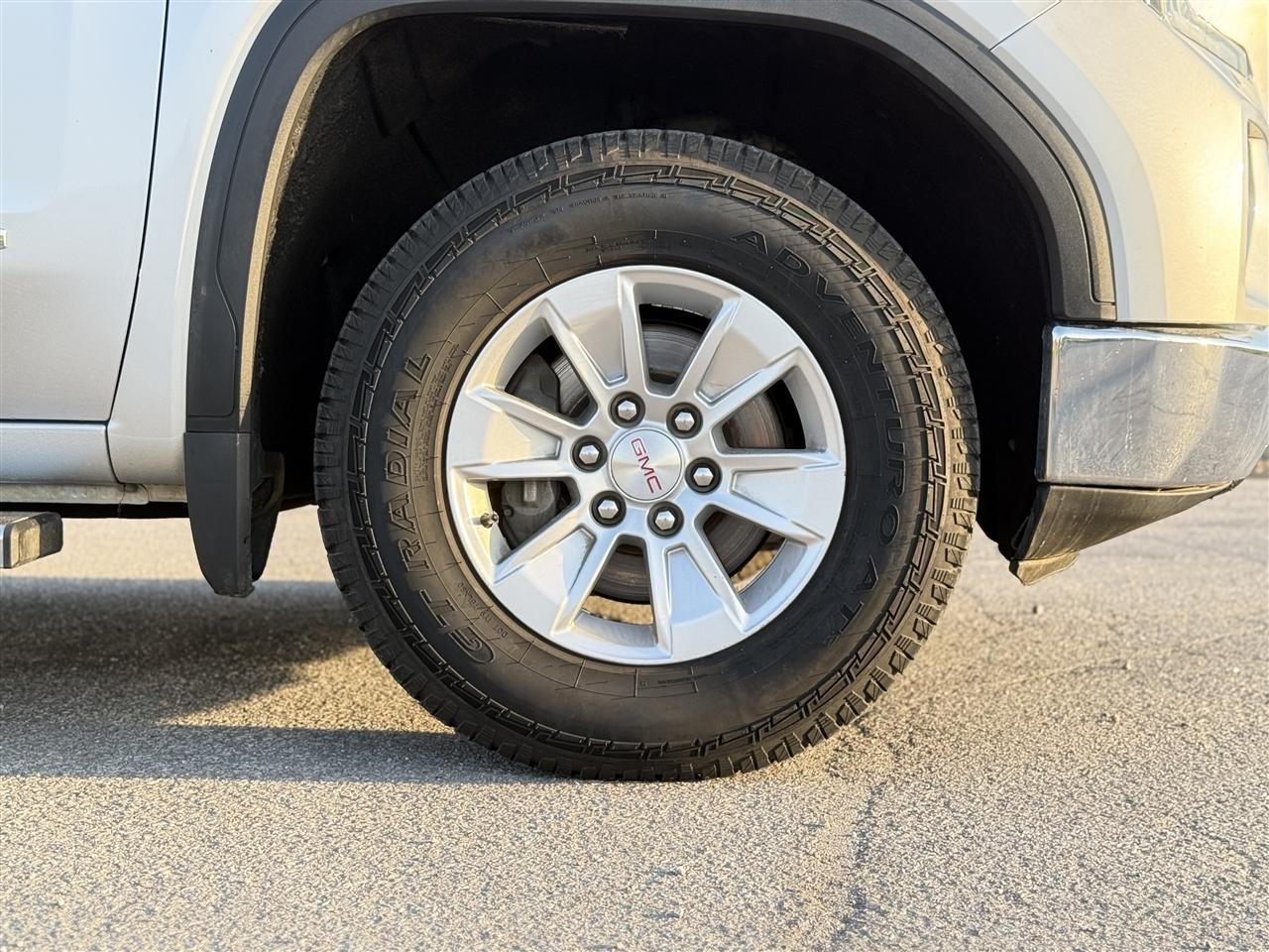 GMC Sierra 1500 4WD Crew Cab 147" SLE 2020