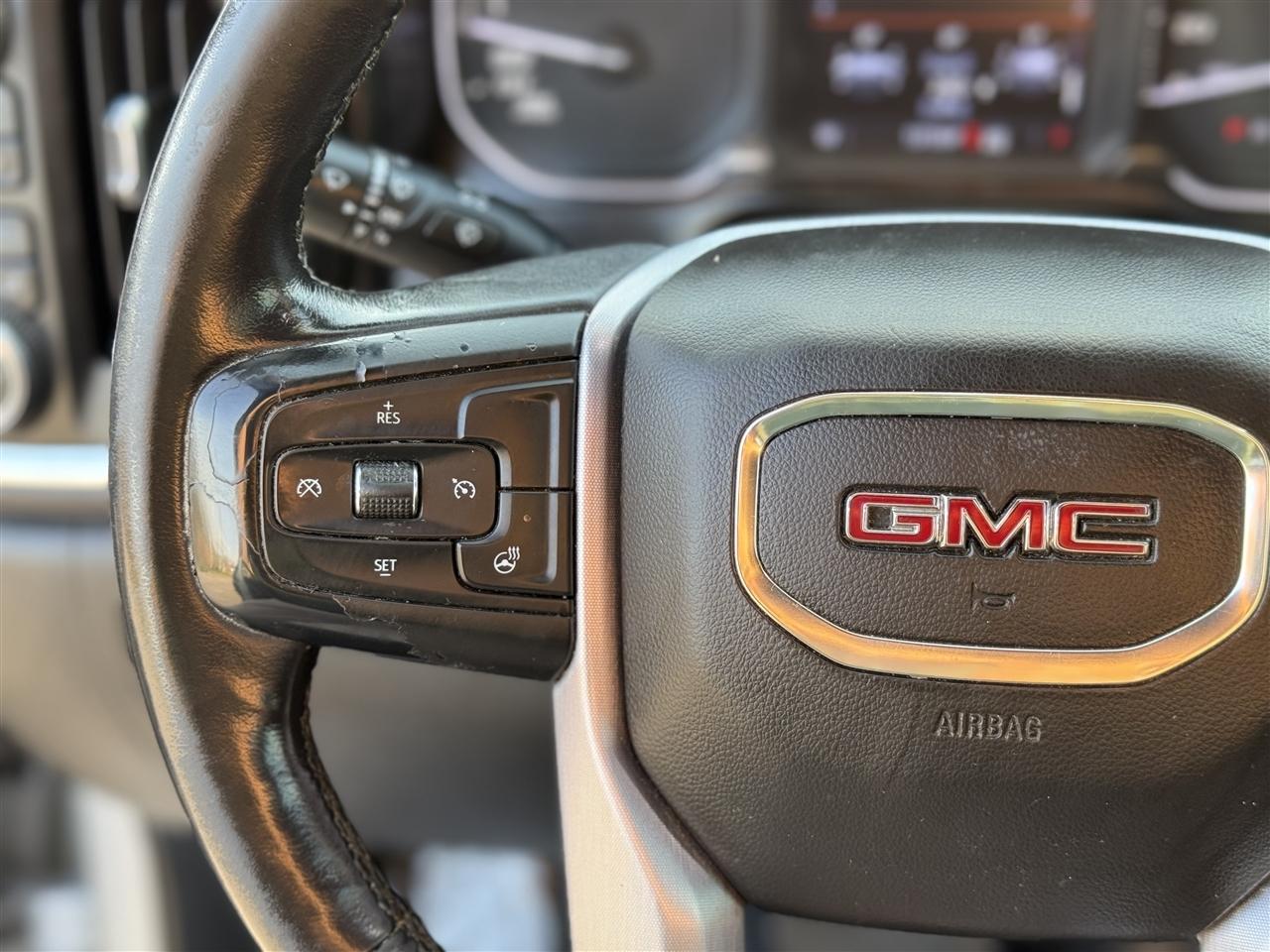 GMC Sierra 1500 4WD Crew Cab 147" SLE 2020