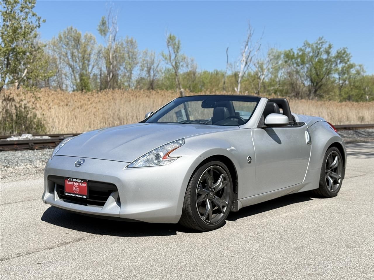 Nissan 370Z 2dr Roadster Manual Touring 2010