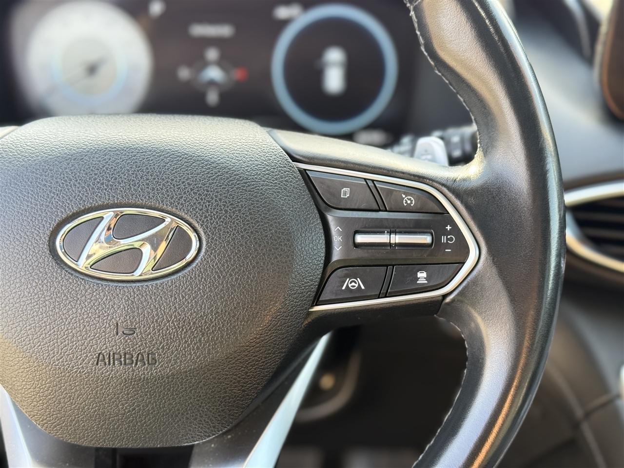 Hyundai Santa Fe SEL AWD 2022