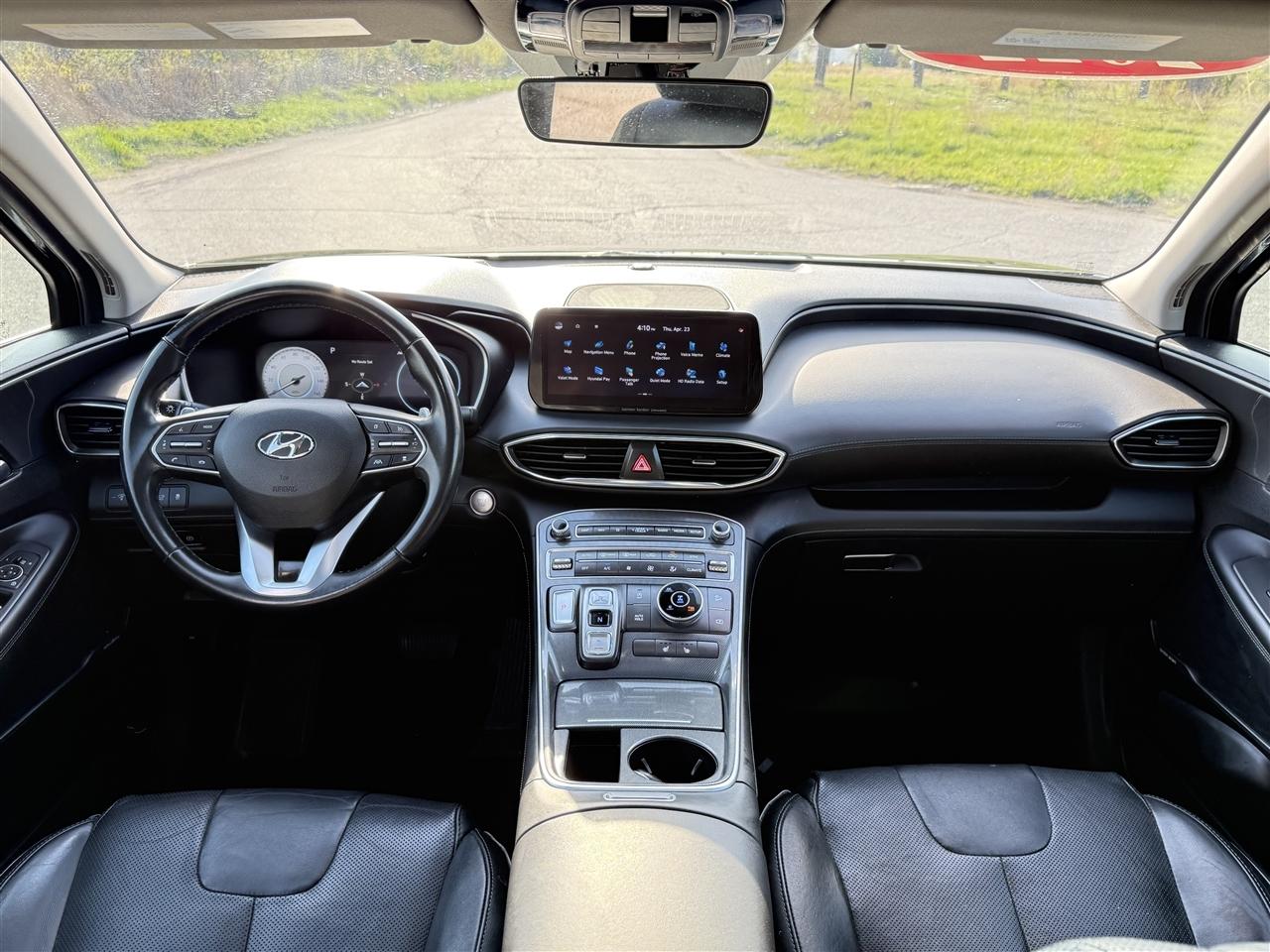 Hyundai Santa Fe SEL AWD 2022