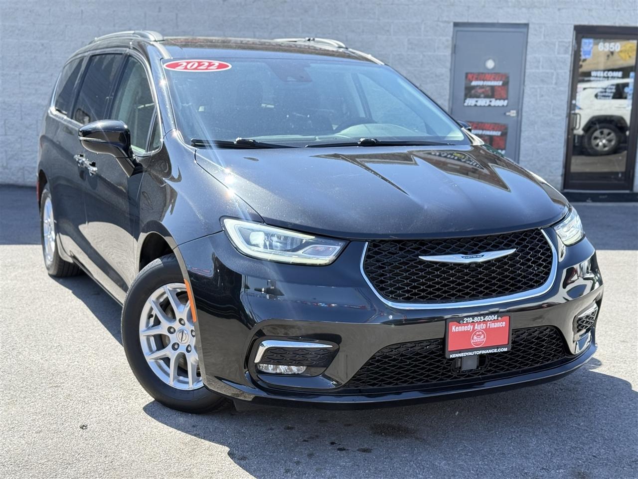 Chrysler Pacifica Touring L FWD 2022