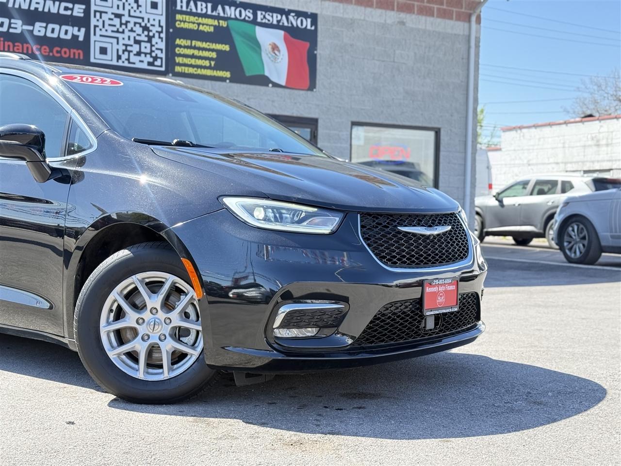 Chrysler Pacifica Touring L FWD 2022