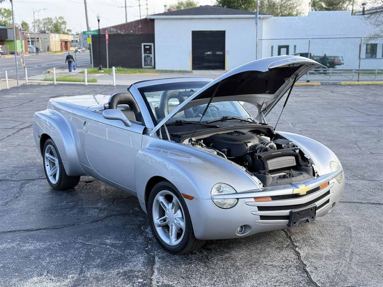 Chevrolet SSR Reg Cab 116.0" WB LS 2006