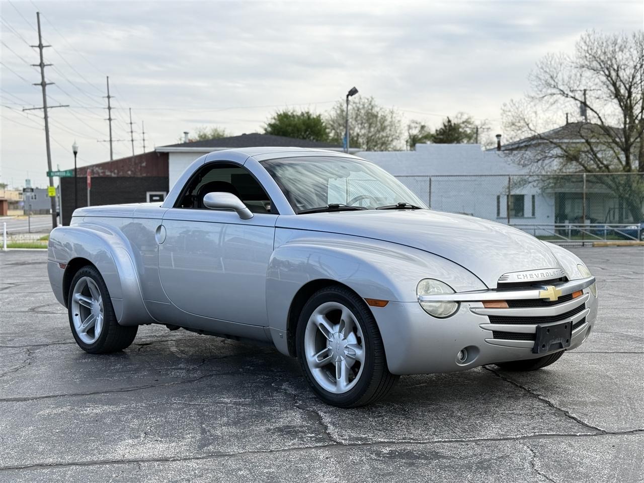 Chevrolet SSR Reg Cab 116.0" WB LS 2006