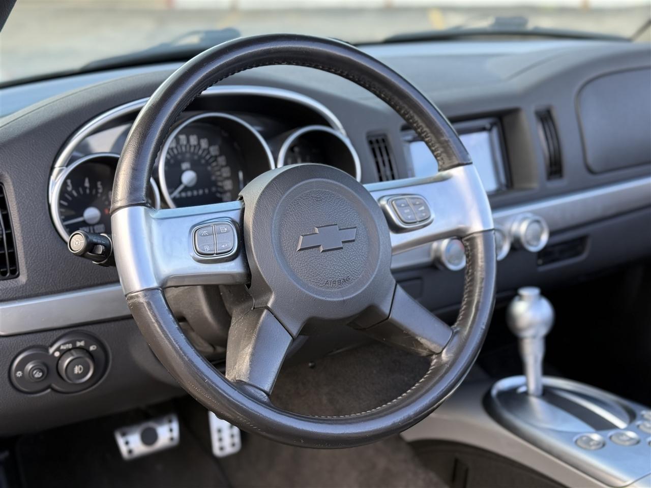 Chevrolet SSR Reg Cab 116.0" WB LS 2006