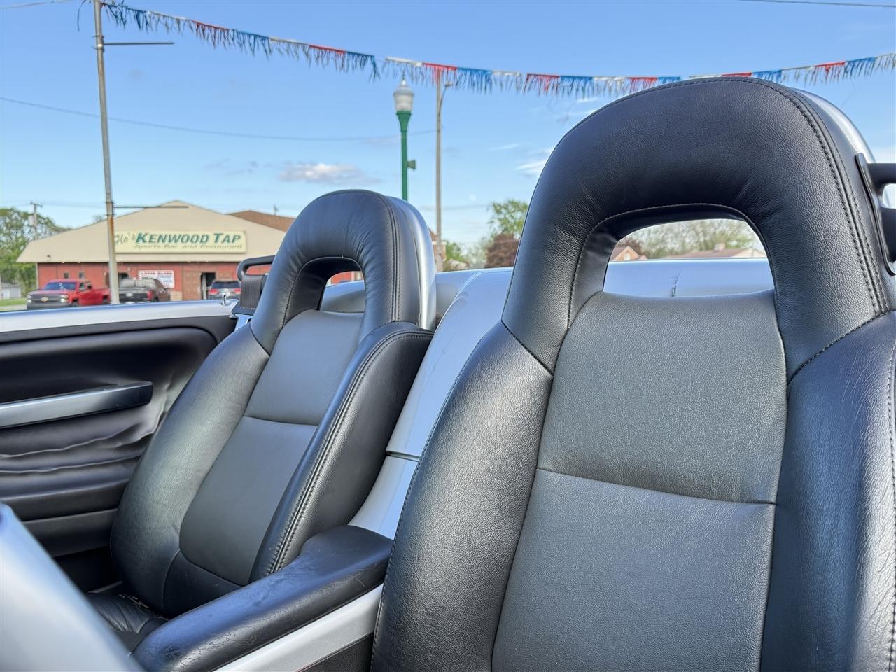 Chevrolet SSR Reg Cab 116.0" WB LS 2006