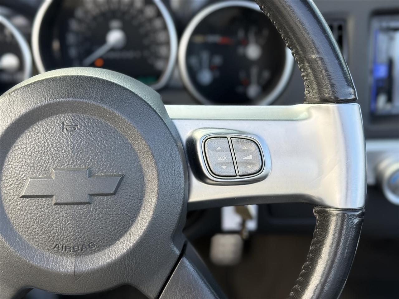 Chevrolet SSR Reg Cab 116.0" WB LS 2006