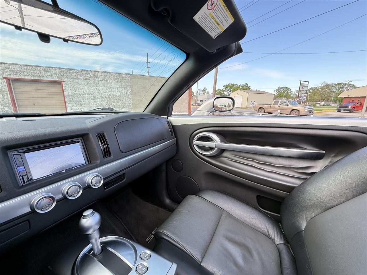 Chevrolet SSR Reg Cab 116.0" WB LS 2006