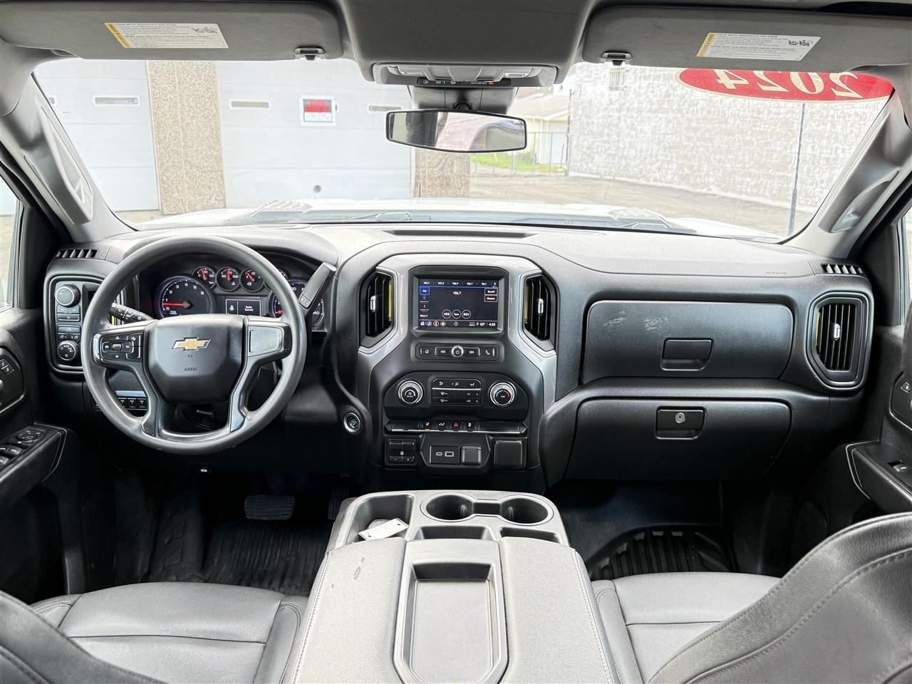 Chevrolet Silverado 2500HD 4WD Crew Cab 172" Work Truck 2024