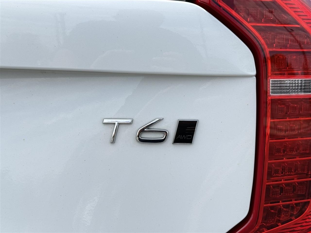 Volvo XC90 T6 AWD Momentum 7P 2022