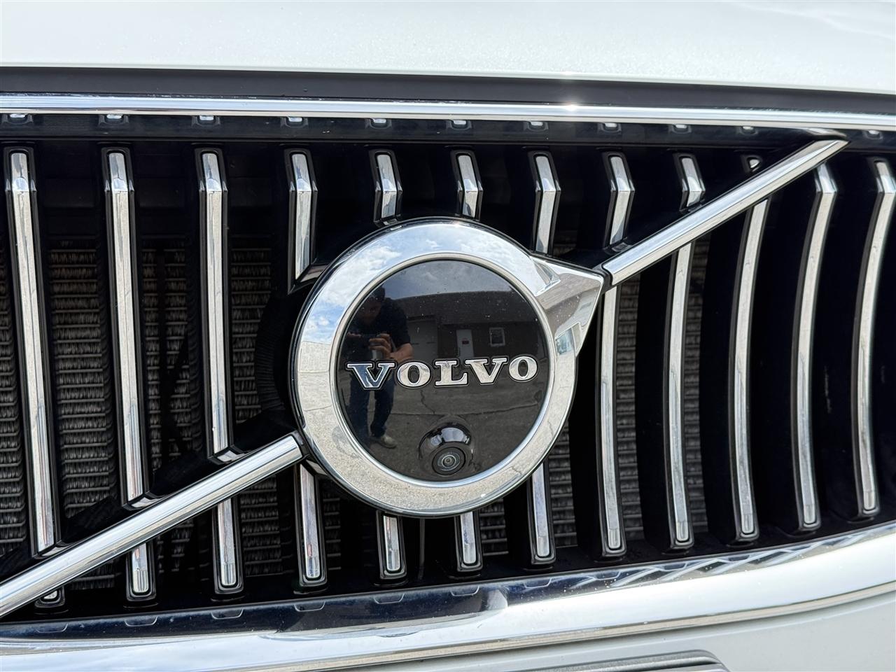 Volvo XC90 T6 AWD Momentum 7P 2022