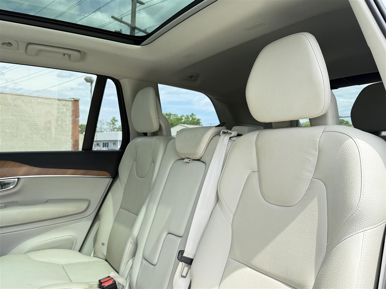 Volvo XC90 T6 AWD Momentum 7P 2022