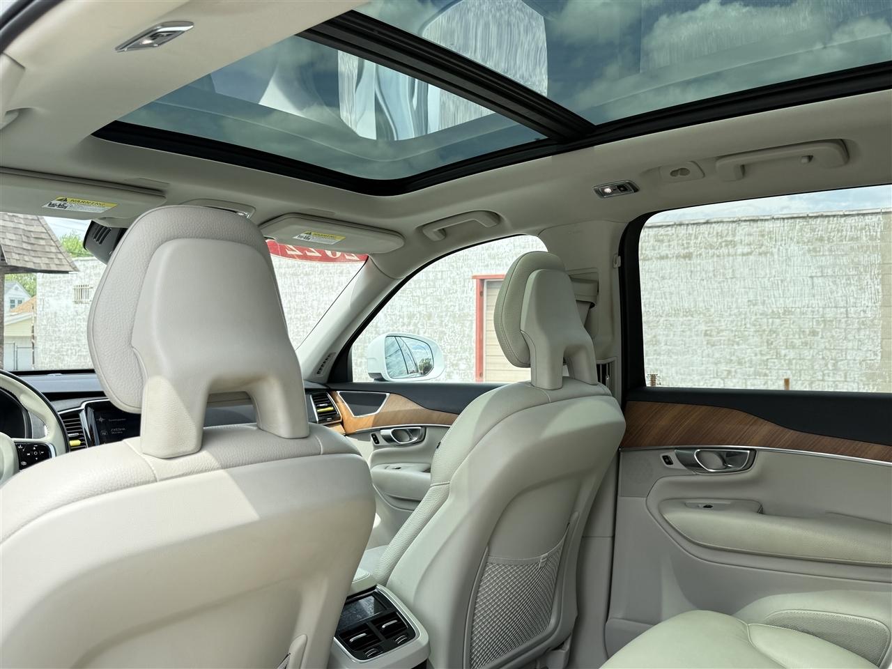 Volvo XC90 T6 AWD Momentum 7P 2022