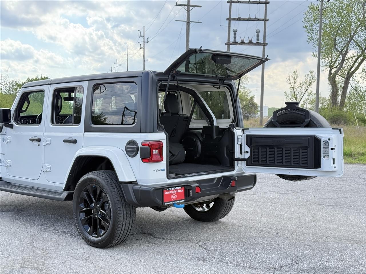 Jeep Wrangler 4xe Sahara 4x4 2023