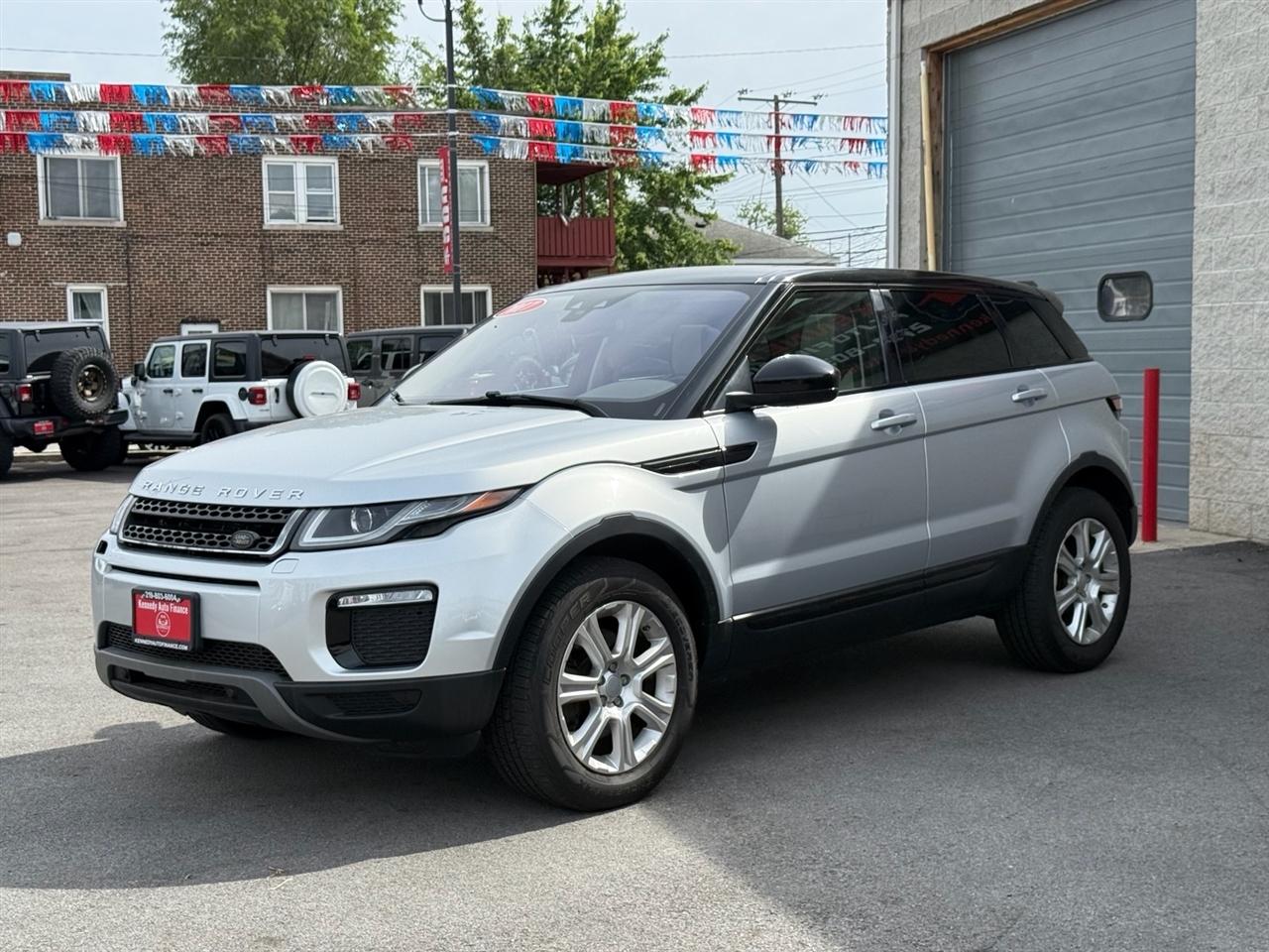 Land Rover Range Rover Evoque 5 Door SE 2017