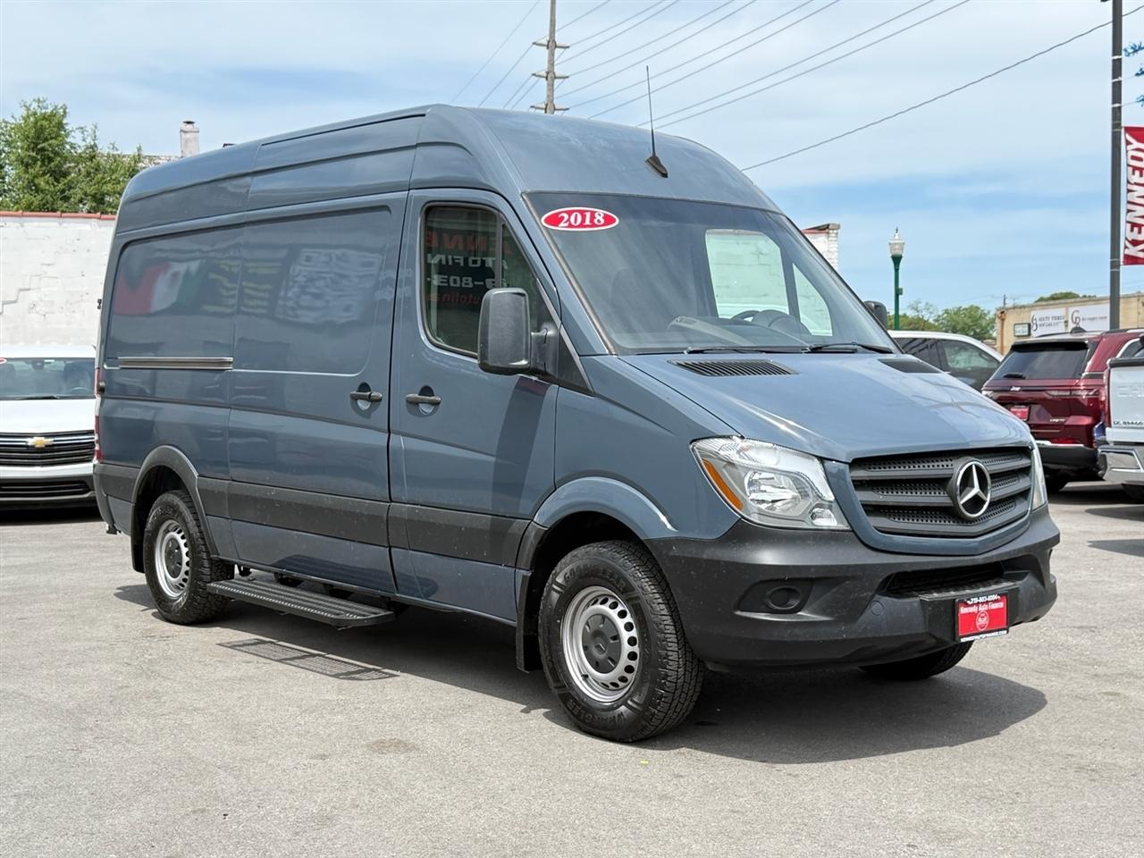 Mercedes-Benz Sprinter Cargo Van 2500 Standard Roof V6 144" Worker RWD 2018