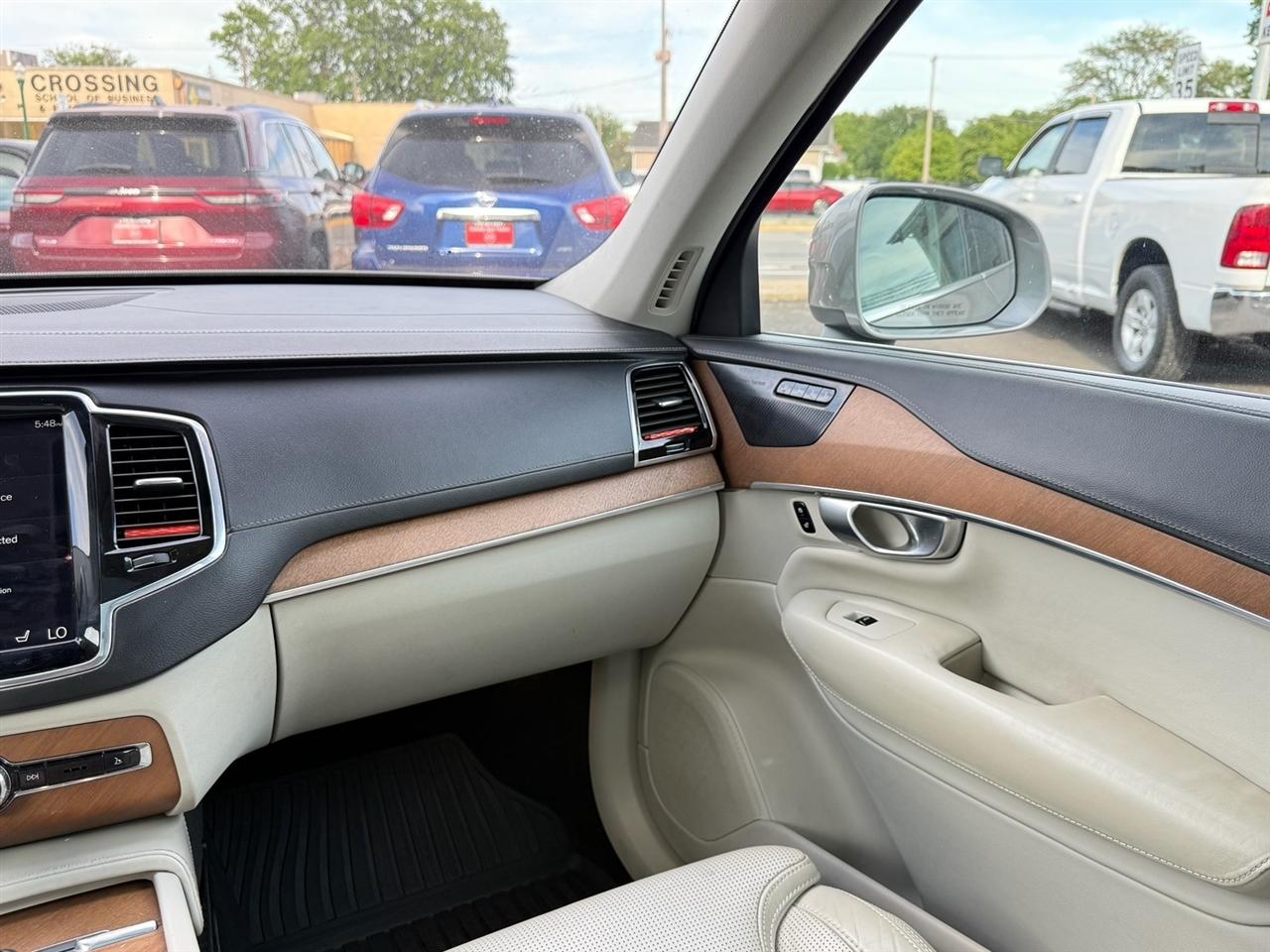 Volvo XC90 T6 AWD Inscription 7 Passenger 2020