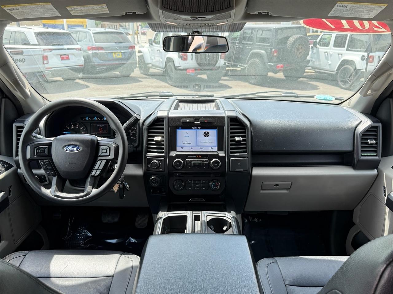 Ford F-150 Platinum 4WD SuperCrew 5.5' Box 2017