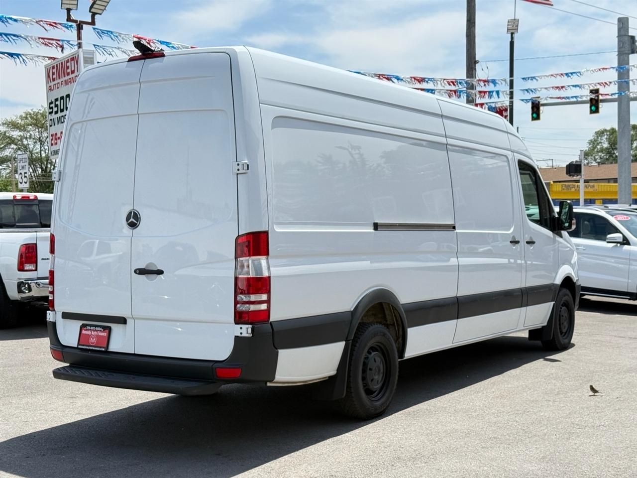 Mercedes-Benz Sprinter Cargo Van 2500 High Roof V6 170" Worker RWD 2017