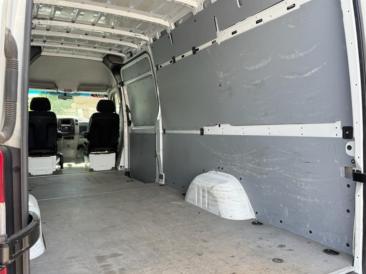 Mercedes-Benz Sprinter Cargo Van 2500 High Roof V6 170" Worker RWD 2017