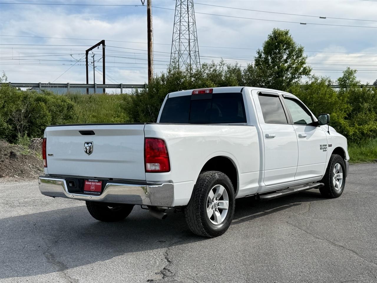 RAM 1500 Classic SLT 4x2 Crew Cab 6'4" Box 2020